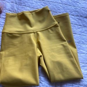 yellow alo yoga leggings